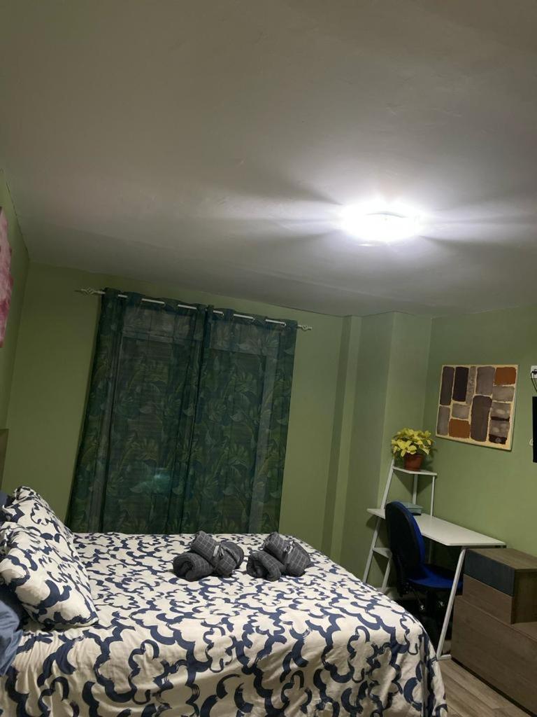 Casa Hombre Blanco Apartment Малага Екстериор снимка