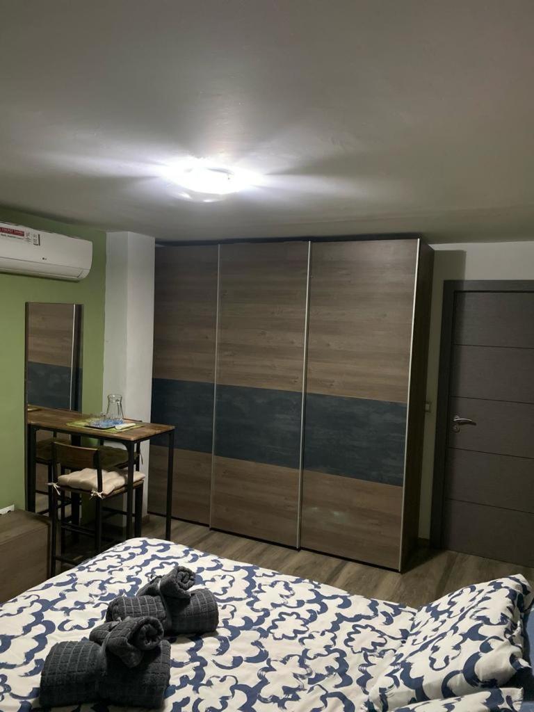 Casa Hombre Blanco Apartment Малага Екстериор снимка