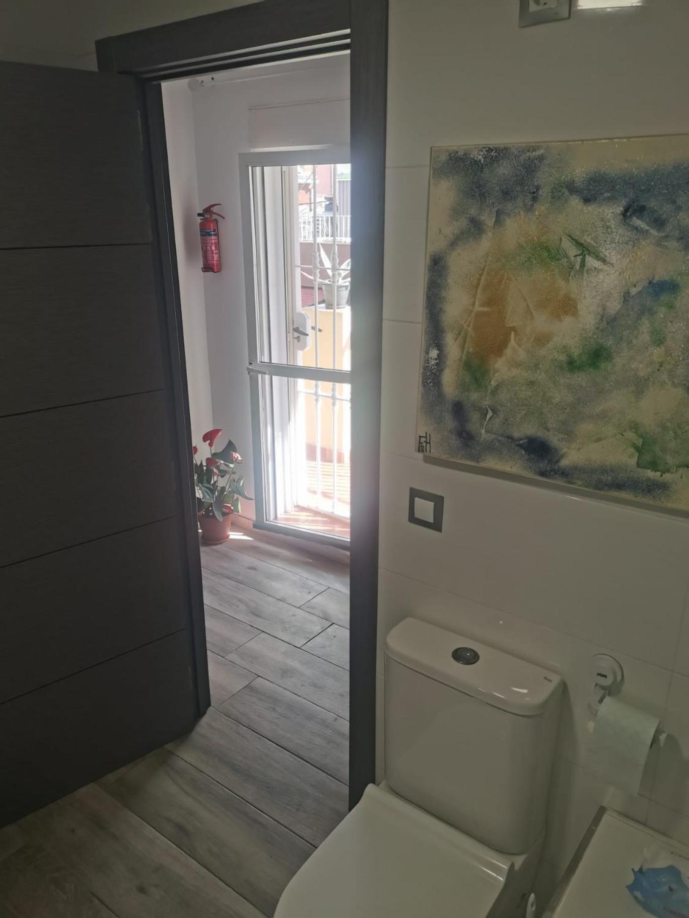 Casa Hombre Blanco Apartment Малага Екстериор снимка